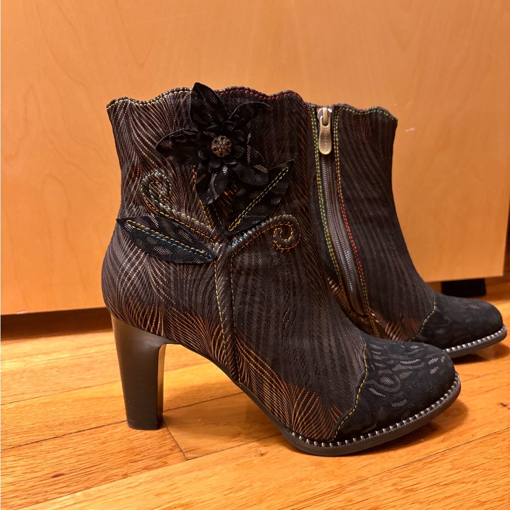 Elegant Black Floral Heeled Boots